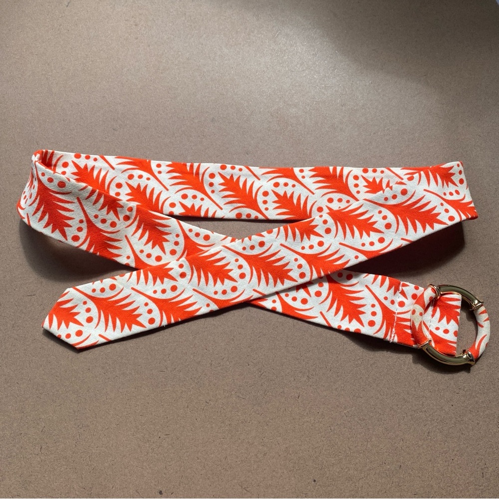 J. Crew Fern Orange and White Belt Bamboo Gold Ring Size Medium - Picture 2 of 7